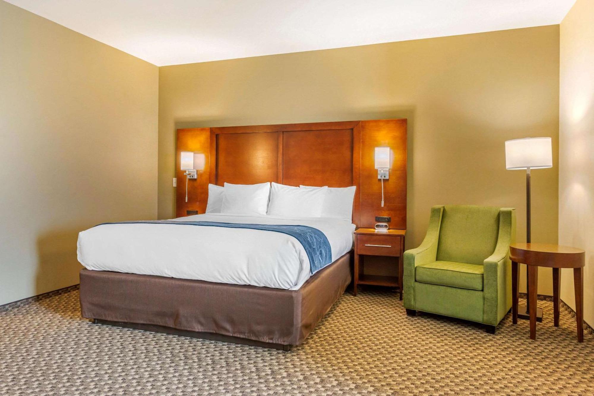 Comfort Suites Burlington Near I-5 Exterior foto